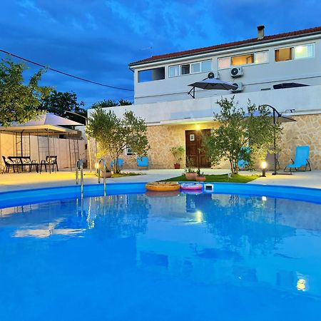 Apartments Villa Mihaela Banj Buitenkant foto