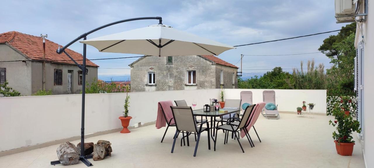 Apartments Villa Mihaela Banj Buitenkant foto