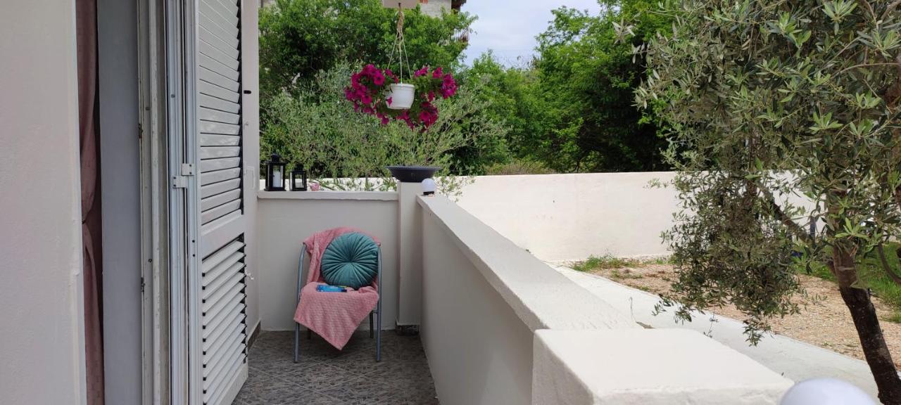Apartments Villa Mihaela Banj Buitenkant foto