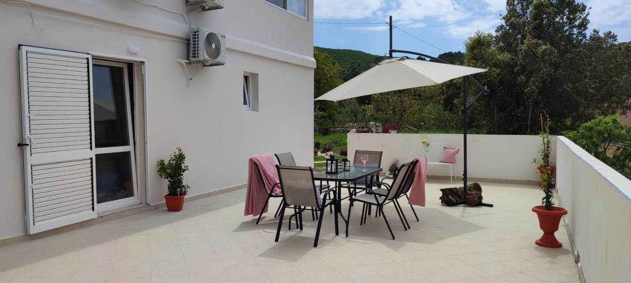 Apartments Villa Mihaela Banj Buitenkant foto