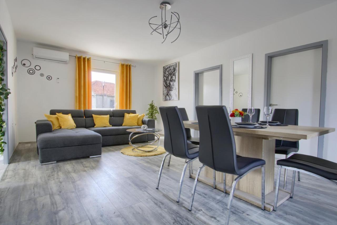 Apartments Villa Mihaela Banj Buitenkant foto
