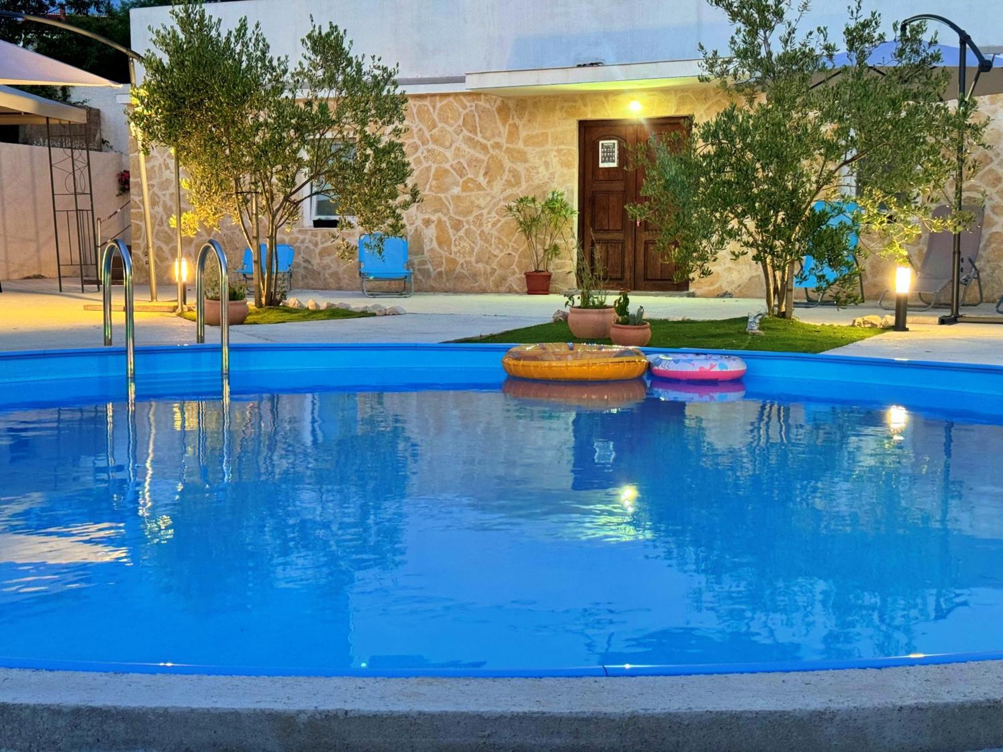 Apartments Villa Mihaela Banj Buitenkant foto