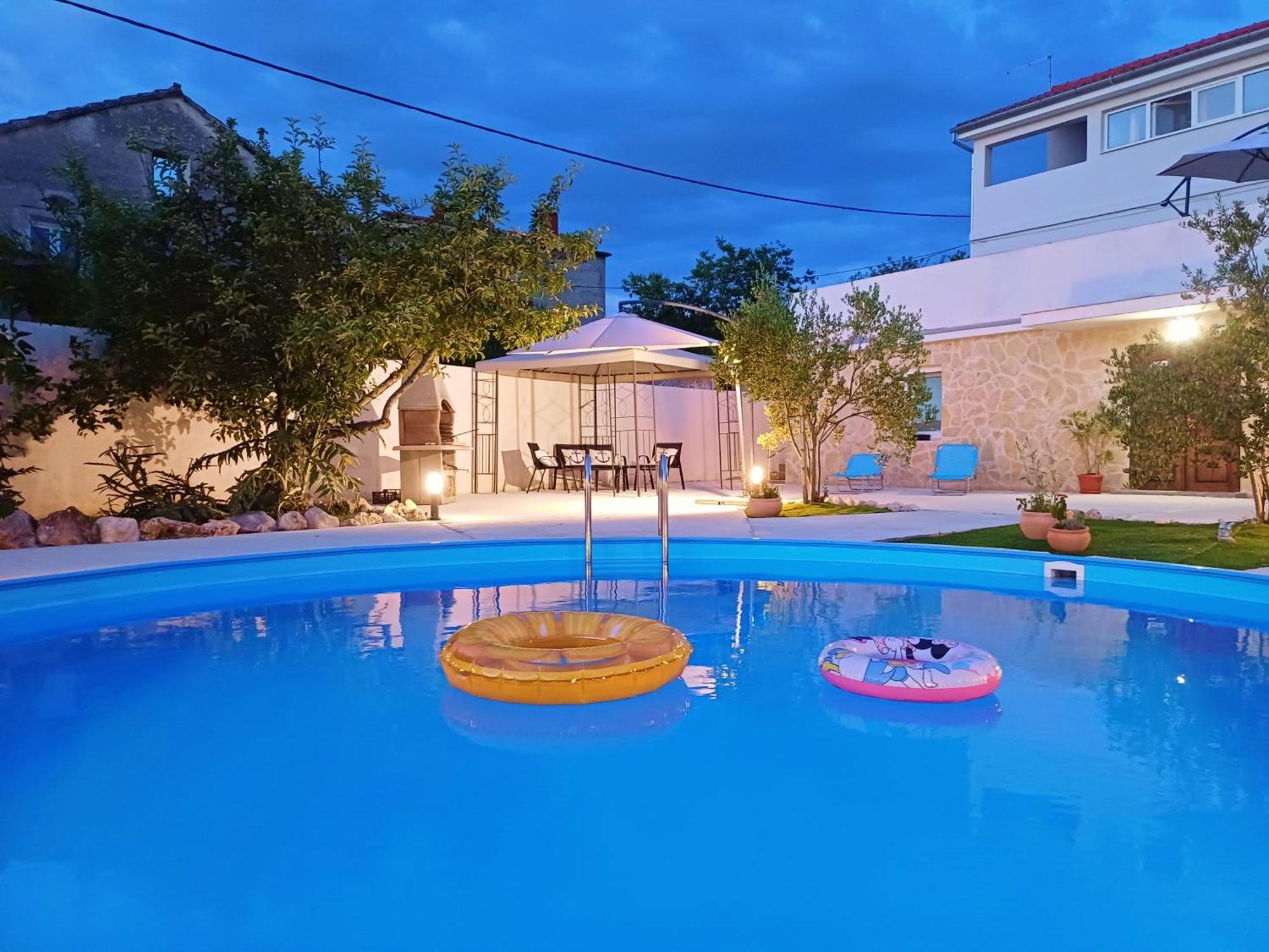 Apartments Villa Mihaela Banj Buitenkant foto