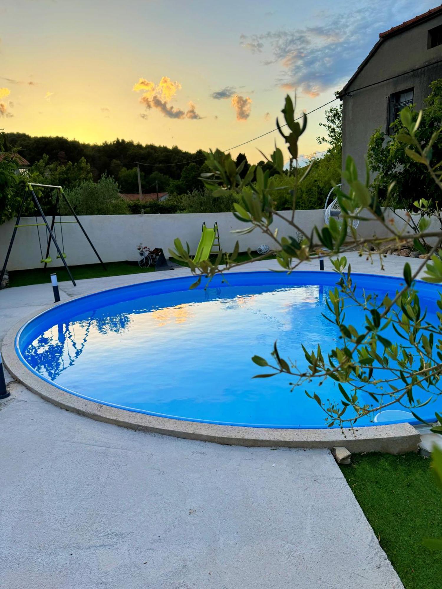 Apartments Villa Mihaela Banj Buitenkant foto
